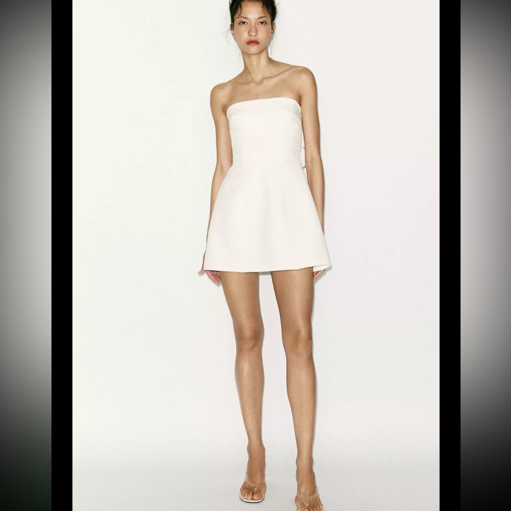 Elegant Strapless White Dress